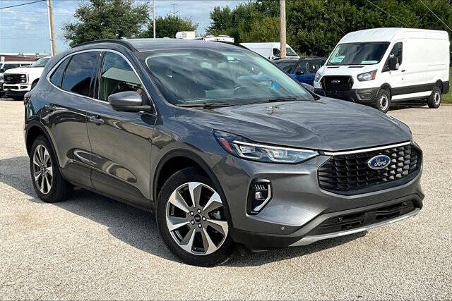 2023 Ford Escape Platinum