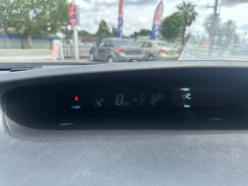 2012 Toyota Prius Four