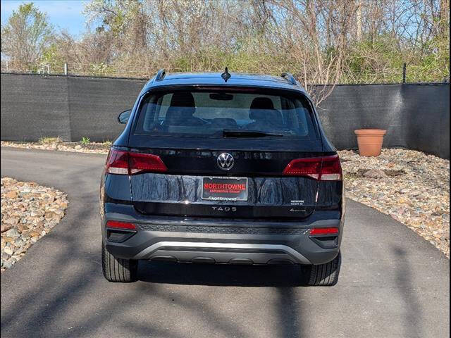 2023 Volkswagen Taos S 4Motion