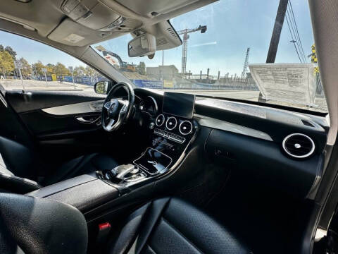 2016 Mercedes-Benz C-Class