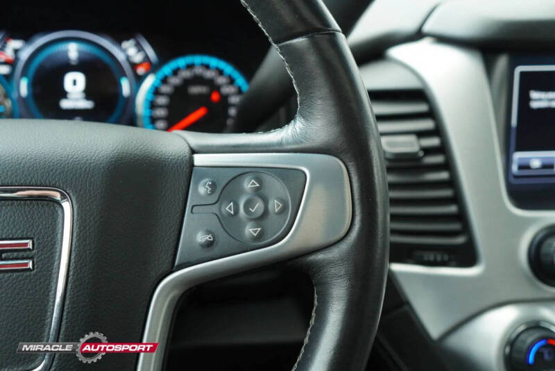 2017 GMC Yukon XL SLT