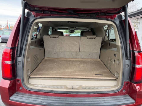 2017 Chevrolet Suburban LT