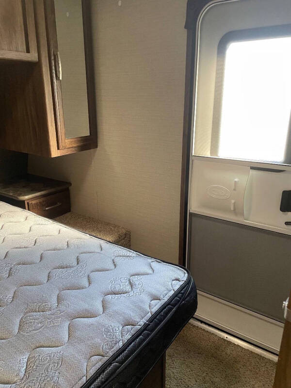 2015 Keystone RV COUGAR 28RLSWE