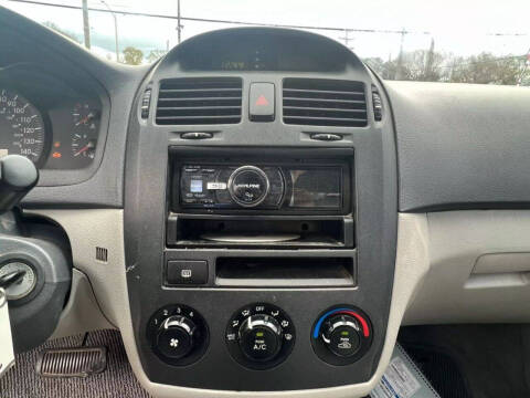 2005 Kia Spectra