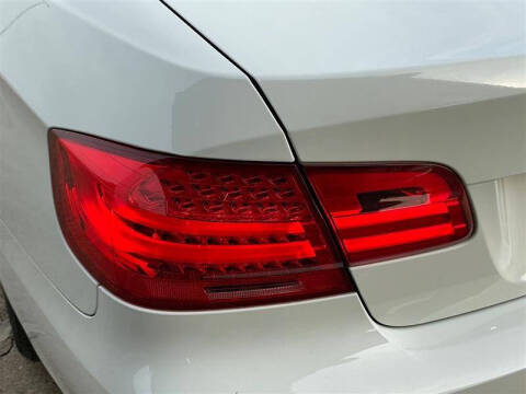 2012 BMW 3 Series 328i