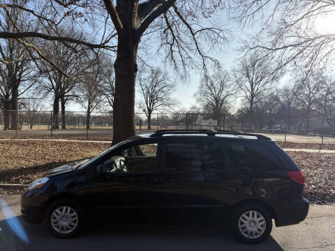 2009 Toyota Sienna LE 7-Passenger