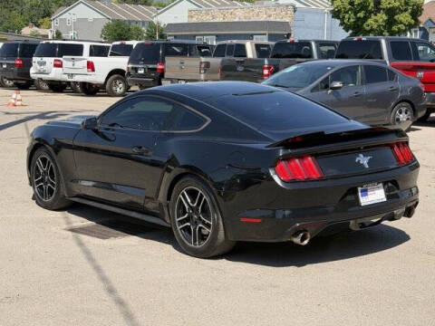2016 Ford Mustang V6