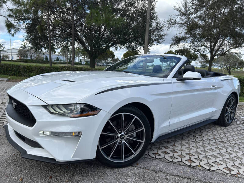 2018 Ford Mustang EcoBoost Premium's photo