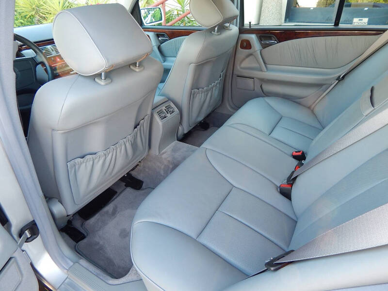 1999 Mercedes-Benz E-Class E 320
