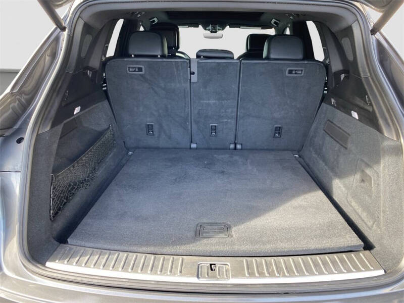 2019 Porsche Cayenne S