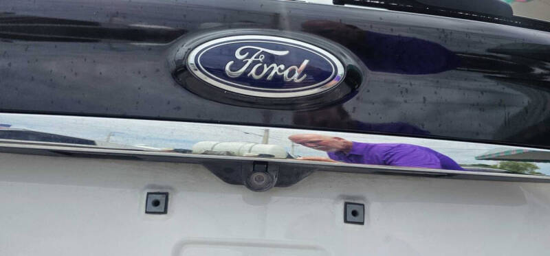 2020 Ford Edge SE