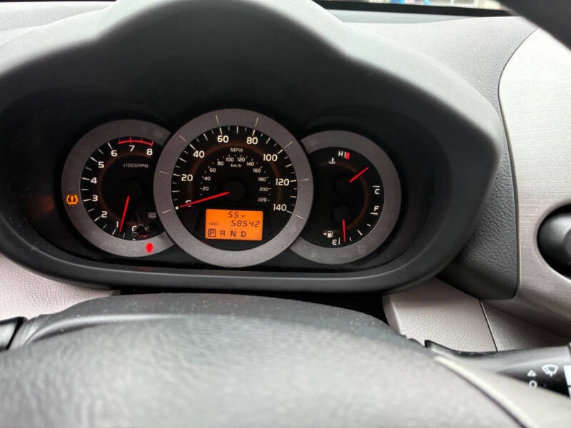 2010 Toyota RAV4 Base - Photo 11