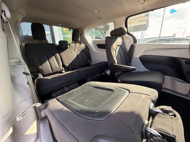 2019 Chrysler Pacifica Touring Plus