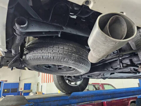 2004 Cadillac Escalade