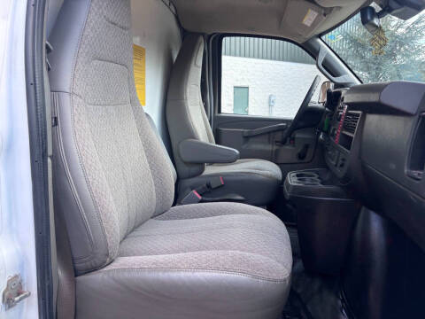 2020 Chevrolet Express 3500