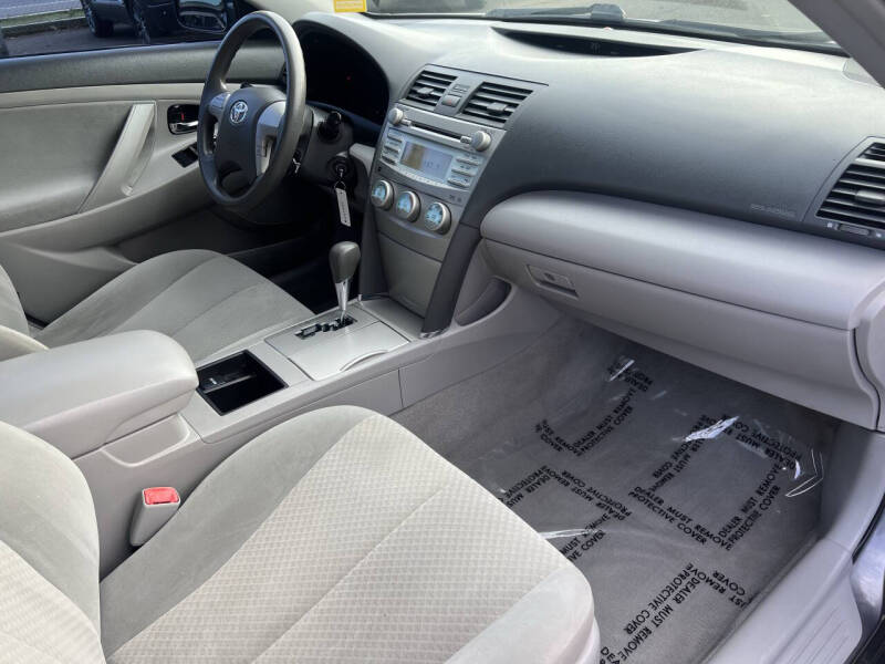 2007 Toyota Camry LE