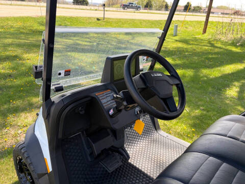 2026 E-Z-GO RXV 4