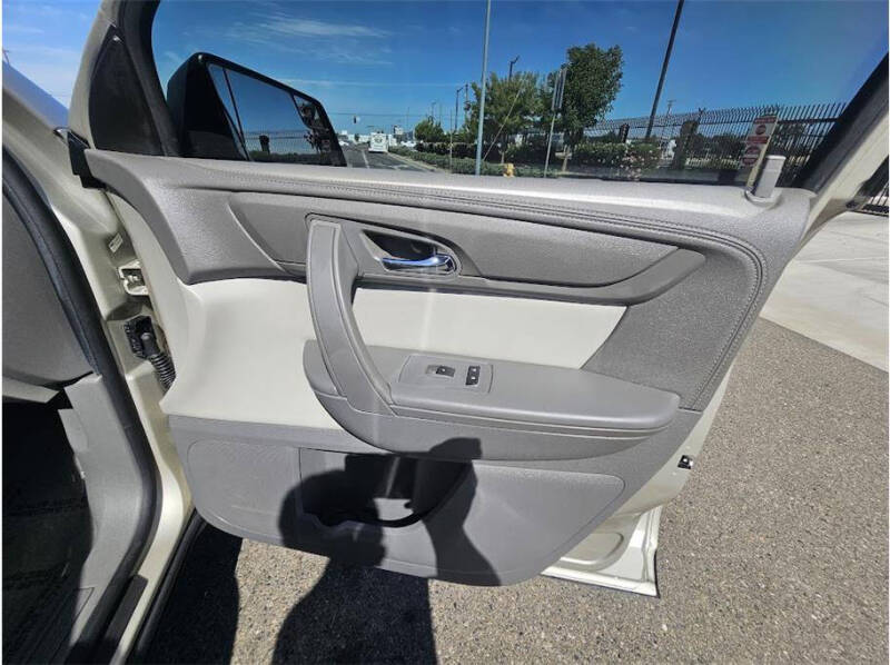 2014 GMC Acadia SLE-1