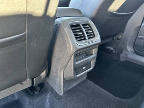 2022 Volkswagen Taos SEL 4Motion