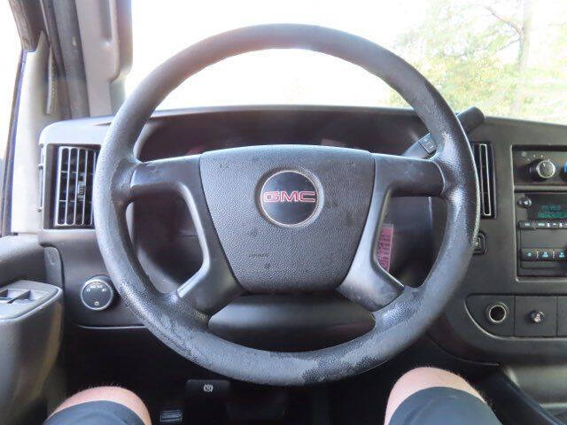 2016 GMC Savana 2500
