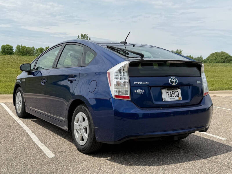 2010 Toyota Prius III