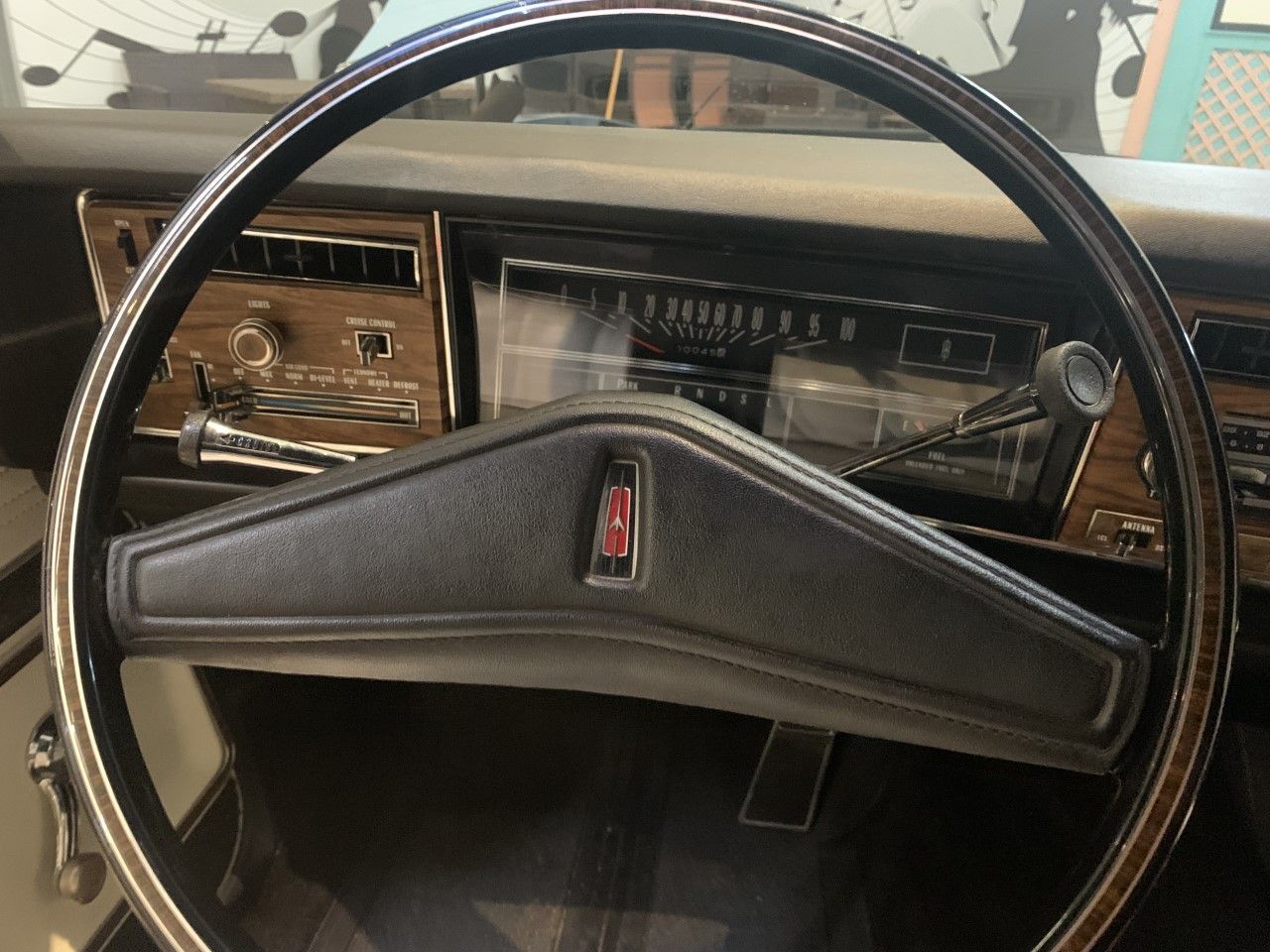 1975 Oldsmobile Delta Eighty-Eight 33