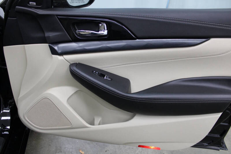 2020 Nissan Maxima Platinum