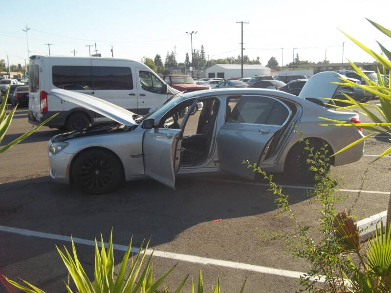 2012 BMW 7 Series 740Li