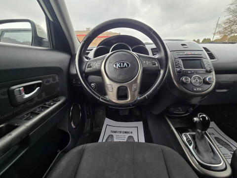 2013 Kia Soul +