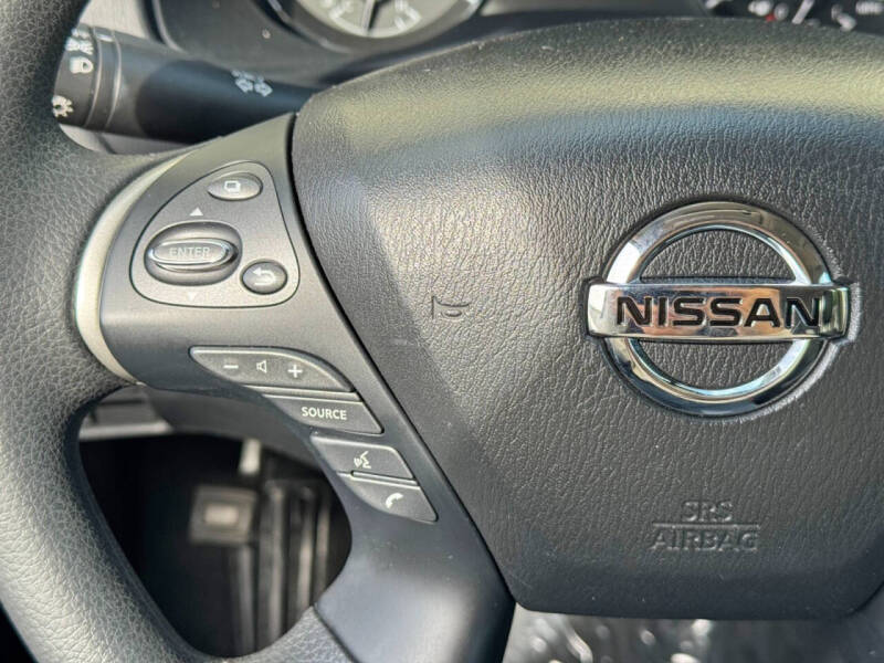 2020 Nissan Pathfinder S