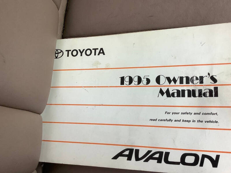 1995 Toyota Avalon XLS