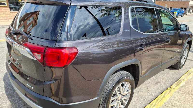 2018 GMC Acadia SLE-2