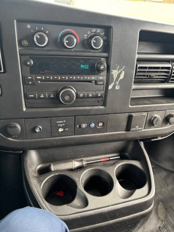 2016 Chevrolet Express 2500