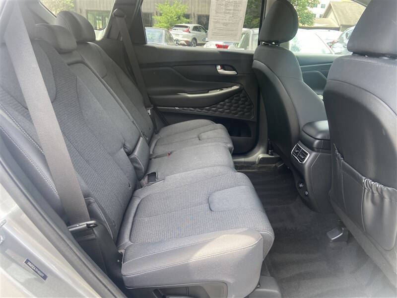 2023 Hyundai Santa Fe SE