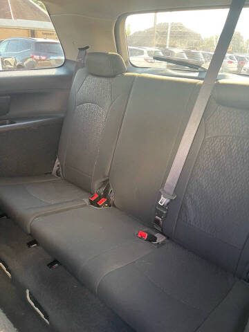 2013 GMC Acadia SLE-1