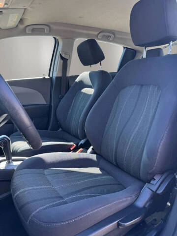 2015 Chevrolet Sonic LT Auto