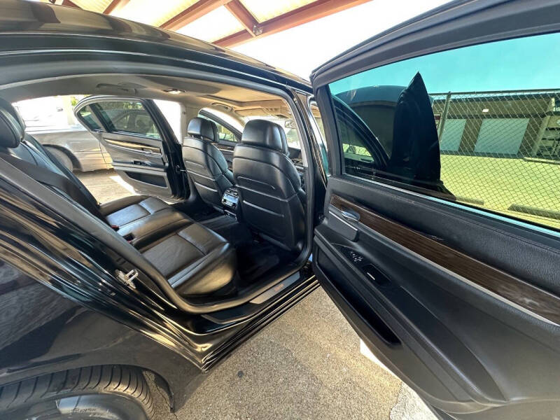 2010 BMW 7 Series 750Li