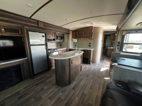 2017 Keystone RV Cougar X-Lite