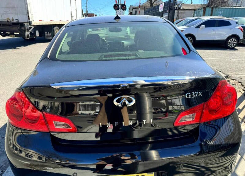 2013 Infiniti G37 Sedan x