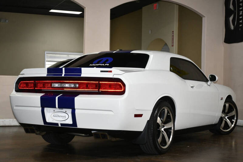 2011 Dodge Challenger SRT8 392