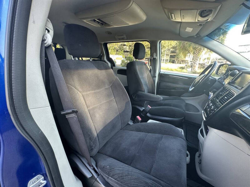 2013 Dodge Grand Caravan SE