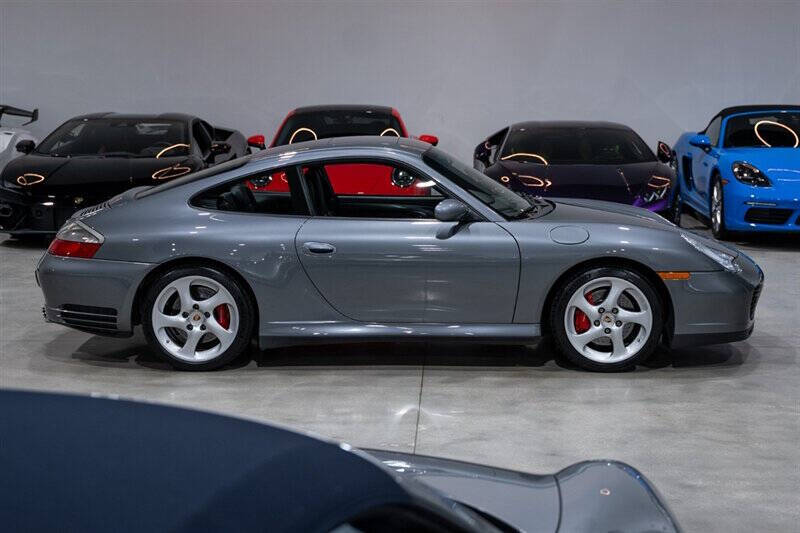 2004 Porsche 911 Carrera 4S