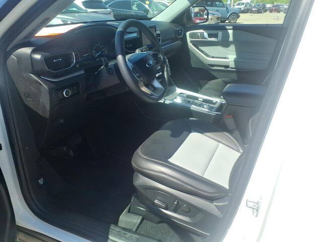 2024 Ford Explorer XLT