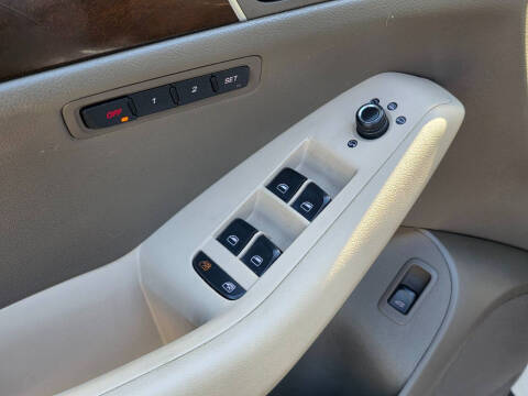 2012 Audi Q5 2.0T quattro Premium Plus