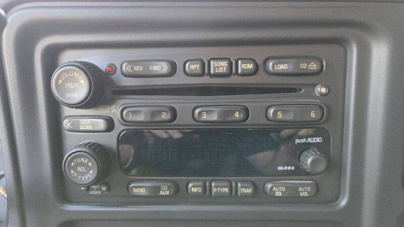 2004 GMC Yukon SLE - Photo 54
