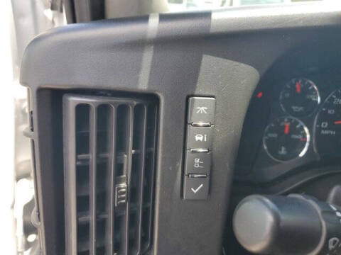 2023 GMC Savana 2500