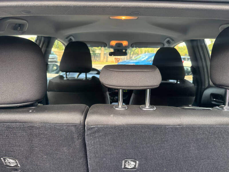 2020 Toyota Prius LE