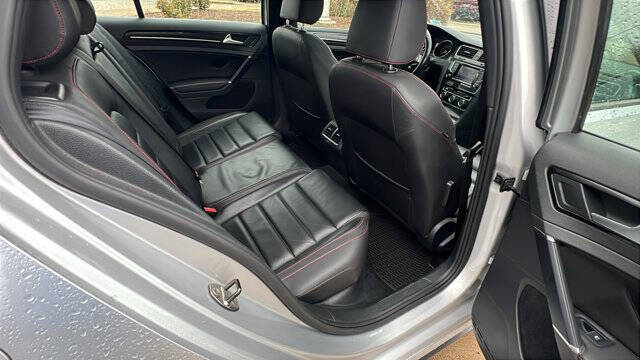 2015 Volkswagen Golf GTI SE