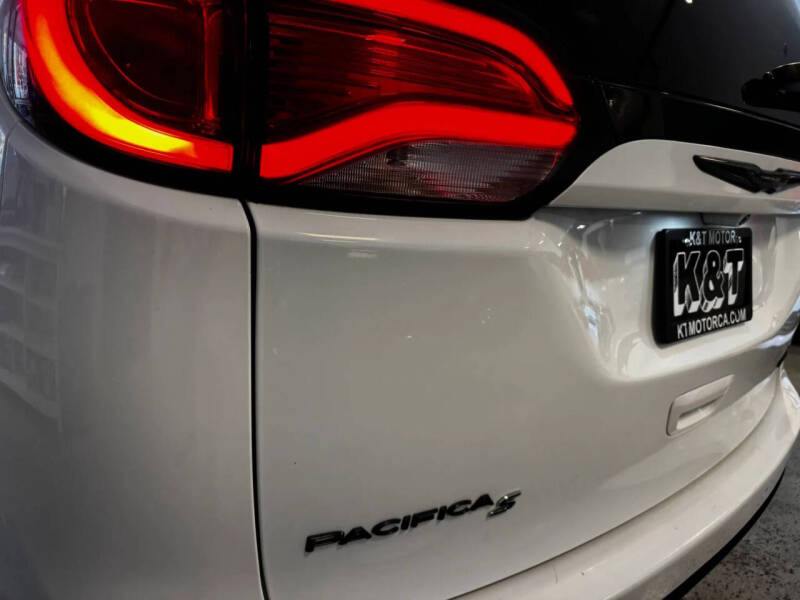 2018 Chrysler Pacifica Limited