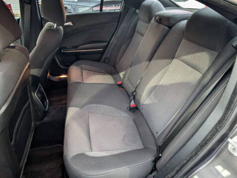 2015 Dodge Charger SE